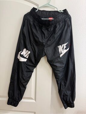 Nike Black Big Kids Logo Joggers with White Swoosh